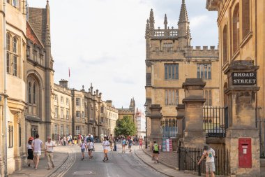 Oxford Üniversitesi 'nin ünlü tarihi konumu, Bodleian Eski Kütüphanesi, Oxford, İngiltere