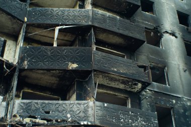 Ukrayna 'da savaş, şehir, roketler evleri ve arabaları vurdu, Irpen, Bucha, Borodyanka,