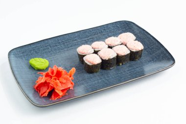 Japon ulusal mutfağı beyaz arka planda izole edilmiş.