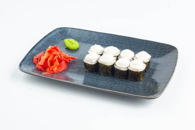 Japon ulusal mutfağı beyaz arka planda izole edilmiş.