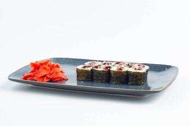 Japon ulusal mutfağı beyaz arka planda izole edilmiş.