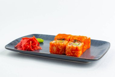 Japon ulusal mutfağı beyaz arka planda izole edilmiş.