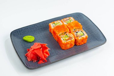 Japon ulusal mutfağı beyaz arka planda izole edilmiş.