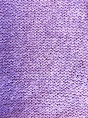 Violet, 2022 'nin konsept rengi olan yüzeyi yakın çekimde ördü..