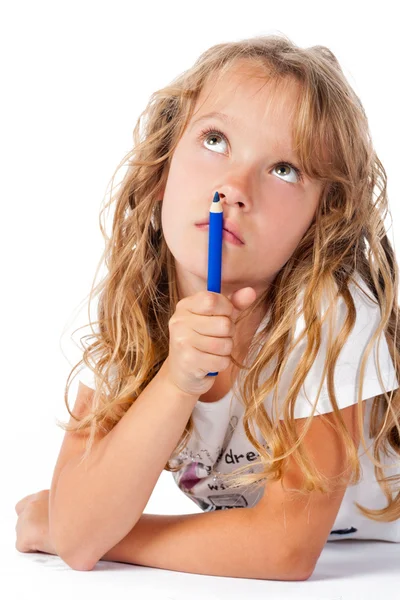 Pensive meisje met potlood op witte achtergrond — Stockfoto