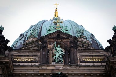 Berlinli Dom