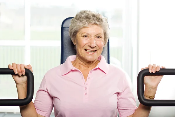 Starší žena cvičit — Stock fotografie
