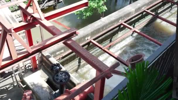 Sluice Drenar Água Para Fora Canal Para Evitar Inundação — Vídeo de Stock