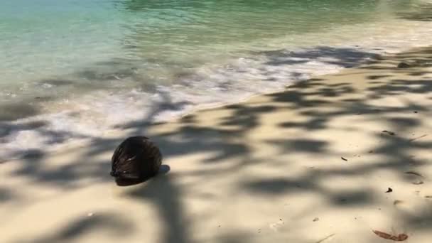 Laut Biru Yang Indah Dan Pantai Pulau Koh Homg Krabi — Stok Video