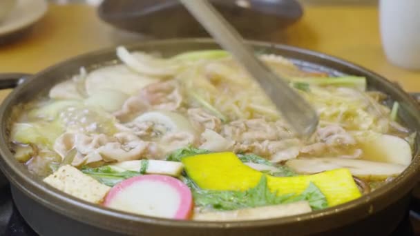 Sexy Sukiyaki Byla Uvařená Trávě Koncepce Potravin — Stock video