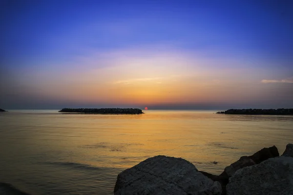 Sunrise door de zee — Stockfoto