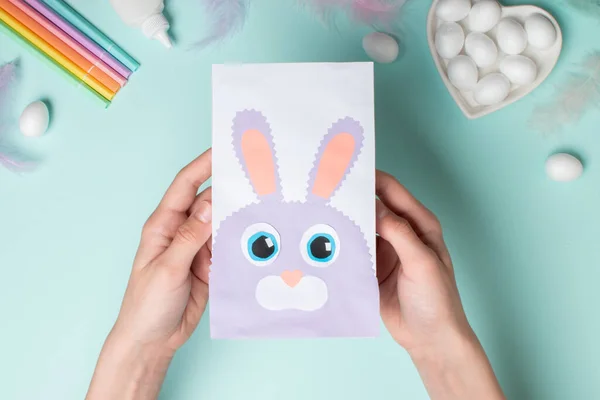 Бумажный Пакет Подарков Угощений Пасху Diy Пасхальный Кролик Концепции Пошаговая — стоковое фото