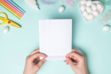 DIY. Paskalya bayramı hediyeleri ve ikramlar için bir kese kağıdı. Adım adım fotoğraf talimatı. 4. Adım