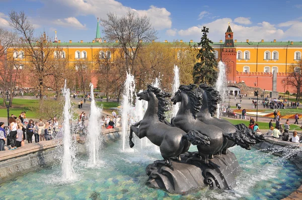 在莫斯科，俄罗斯的亚历山大花园祖拉布 · 采列捷利马喷泉. — 图库照片