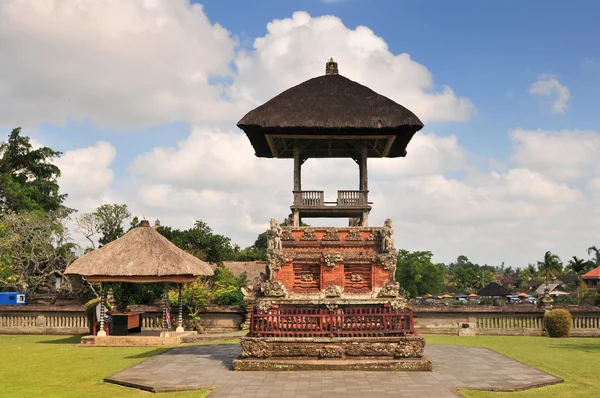 塔曼云寺 （mengwi） 在印度尼西亚巴厘岛 — 图库照片