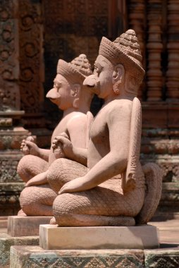 pembe taş guardian heykel oymalar banteay srei, siemreap, Kamboçya.