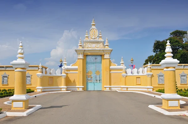 Der königliche Palast in Kambodschas Hauptstadt Phnom Penh — Stockfoto
