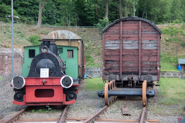 Locomotora Pesada Vieja Con Ruedas Ferrocarril —  Fotos de Stock