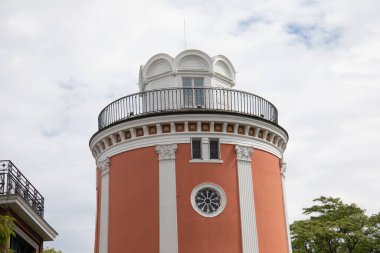 Elisen kulesi Wuppertal şehir parkında.