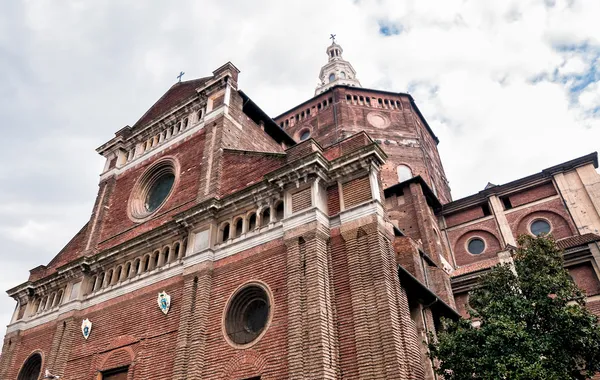 De kathedraal van pavia, Italië — Stockfoto