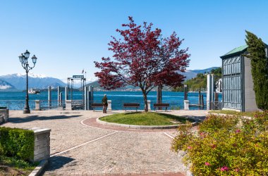 Lake maggiore, laveno, İtalya