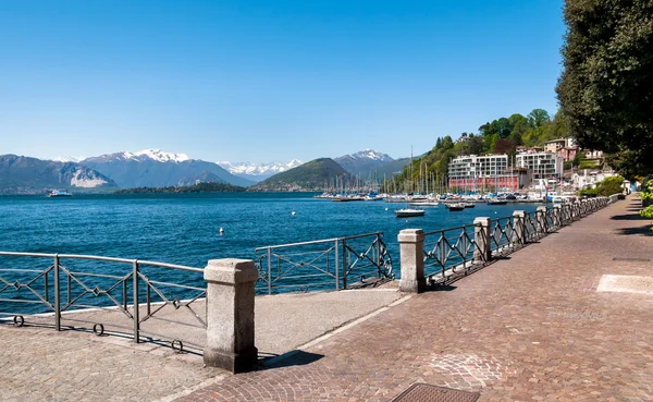 Lago Maggiore, Laveno, Italia — Foto de Stock