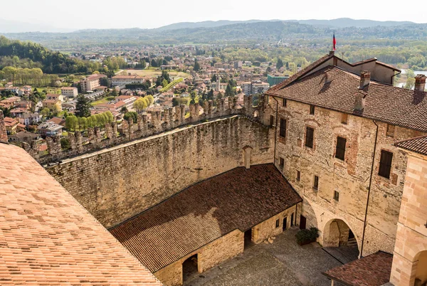 Ovanifrån Den Antika Rocca Borromeo Angera Slott Provinsen Varese Italien — Stockfoto