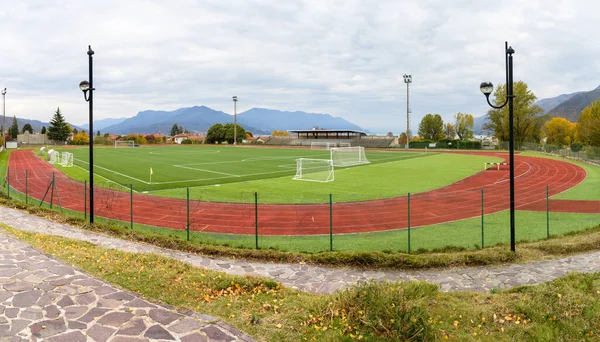 Vue Nouveau Terrain Football Maccagno Inferiore Avec Pino Veddasca Province — Photo