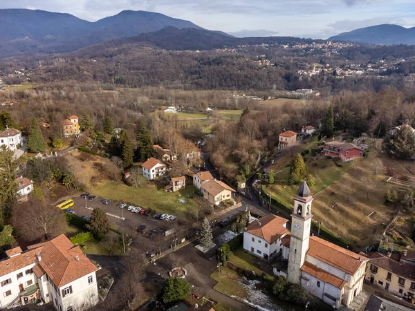 Luftaufnahme Des Kleinen Italienischen Dorfes Cassano Valcuvia Der Wintersaison Der — Stockfoto