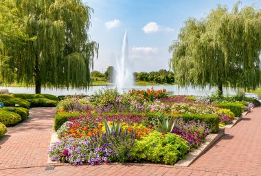 Chicago Botanik Bahçesi yaz manzarası, Glencoe, Illinois, ABD