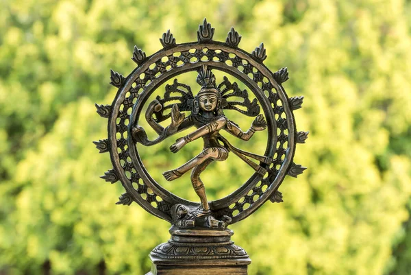 Shiva Dancing Nataraja Bronze Statuette Isolated Green Natural Background — Stock Photo, Image