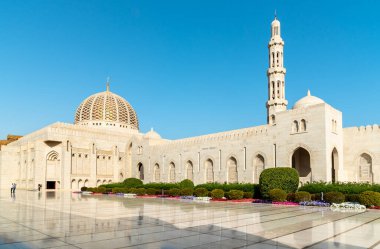 Muscat, Umman, Orta Doğu 'daki Sultan Qaboos Büyük Camii.