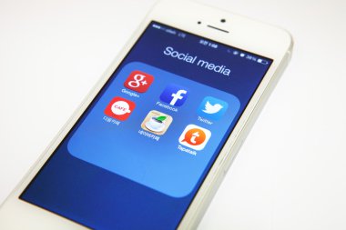 Sosyal Medya Icons ekranlı akıllı telefon