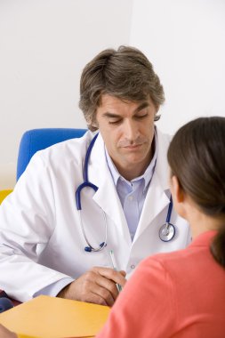 kadın hosp. danışmak. diyalog