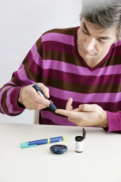 당뇨병, 남자에 대 한 테스트 — 스톡 사진
