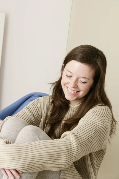 WOMAN INDOORS — Stock Photo, Image