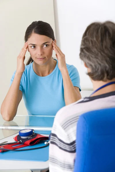 WOMAN IN CONSULTATION — Stock Photo, Image