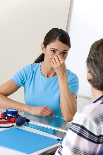 EAR NOSE & THROAT, WOMAN — Stock Photo, Image