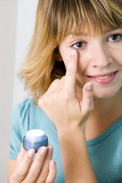 FACE CARE, WOMAN — Stock Photo, Image