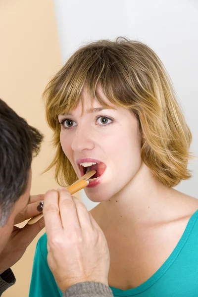 EAR NOSE & THROAT, WOMAN — Stock Photo, Image