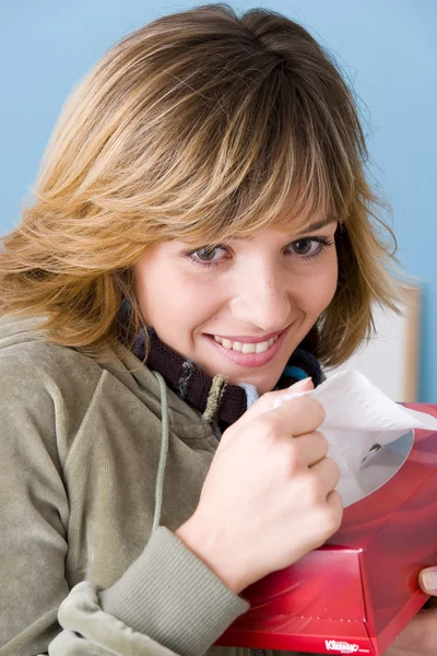 MUJER CON RINITIS — Foto de Stock