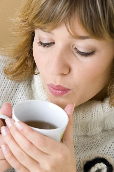 WOMAN WITH HOT DRINK — Stock Photo, Image