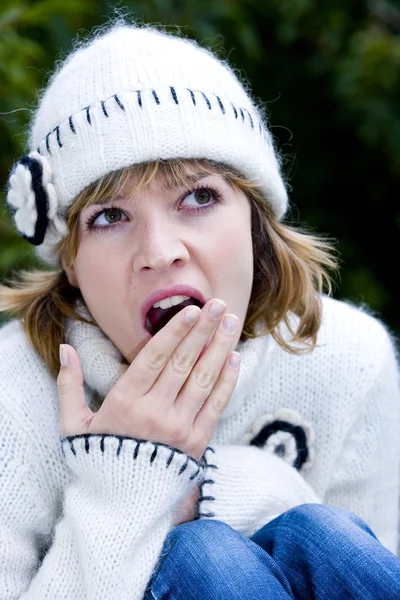 YAWNING WOMAN — Stock Photo, Image