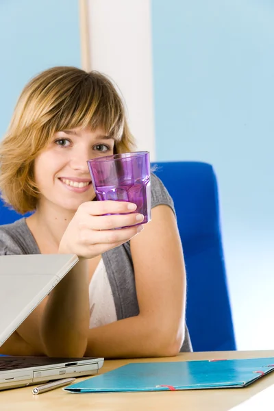 THIRSTY WOMAN — Stock Photo, Image