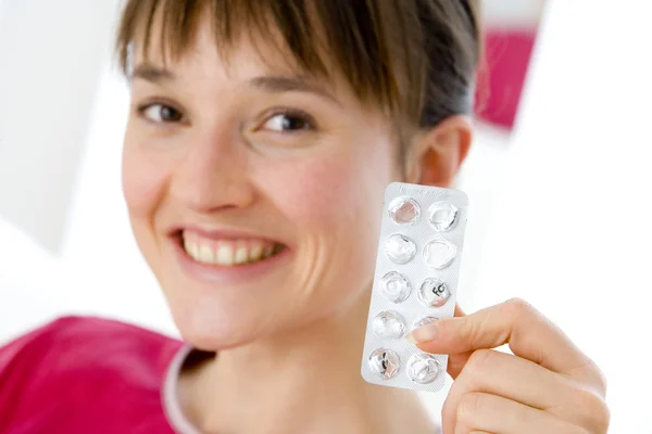 WOMAN TAKING MEDICATION — Stock Photo, Image