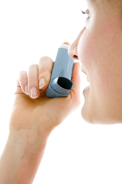 Leczenie astmy, kobieta — Zdjęcie stockowe