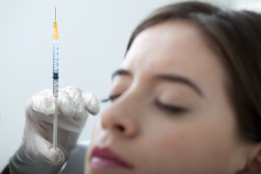 Botox tedavisi, kadın