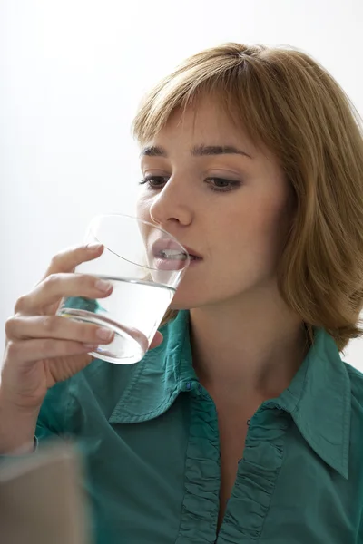 WOMAN WITH COLD DRINK — Stock Photo, Image