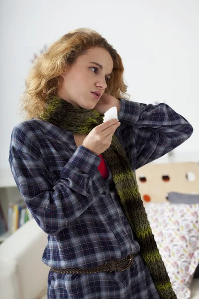 Zervikalgie bei einer Frau — Stockfoto