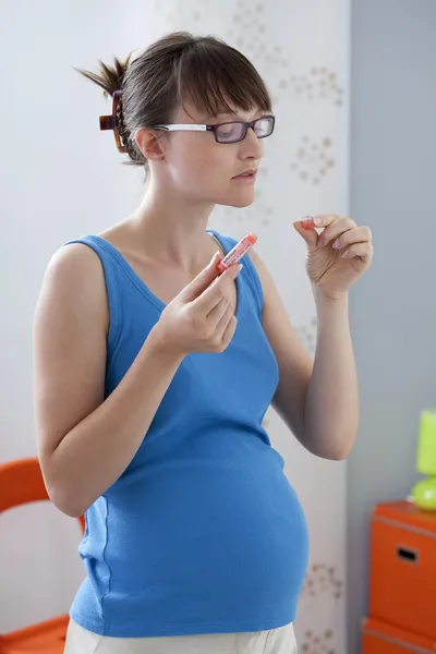 HOMEOPATHY, PREGNANT WOMAN — Stock Photo, Image